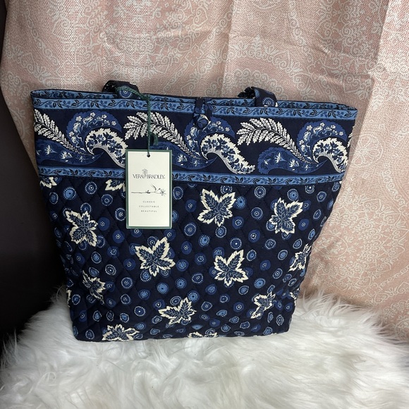 Vera Bradley Handbags - Vera Bradley Retired Blue coin Tote NWT